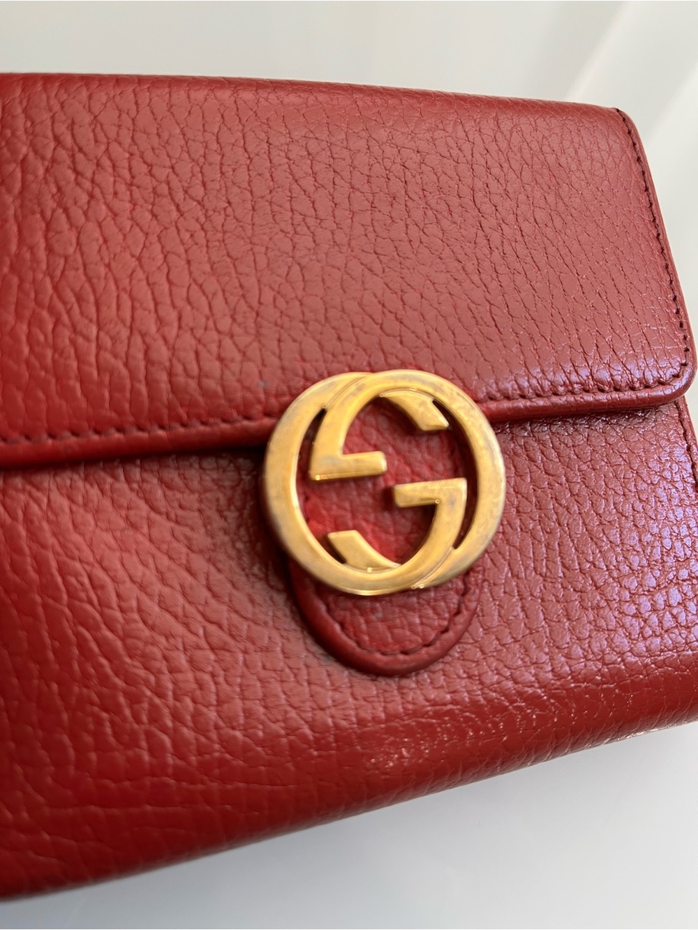Gucci Interlocking GG Red Leather Wallet - Picture 6 of 10